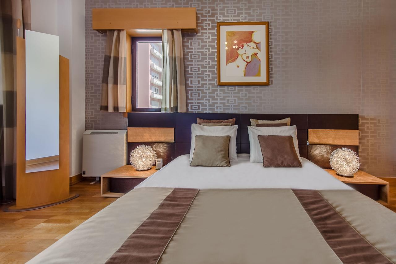 Apartment Place & Beyond Lisbon